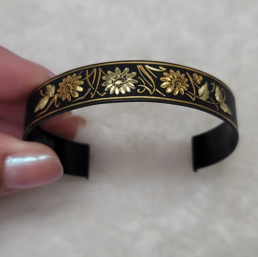 Damascene Floral Cuff - Vintage, Estate - Amazing Condition - Picture 1 of 5